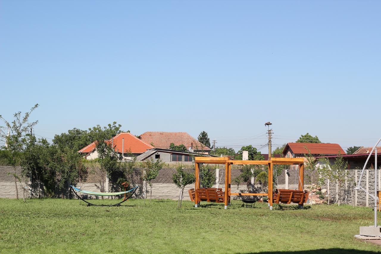 Pensiunea Gradina Verde Becicherecu Mic Εξωτερικό φωτογραφία